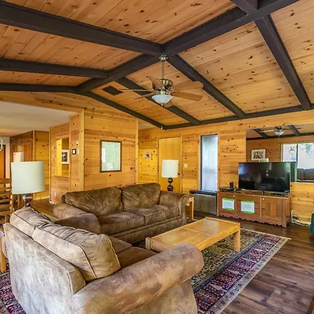 Yosemite Big Rock Cabin